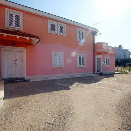 Apartman Nico Apartment